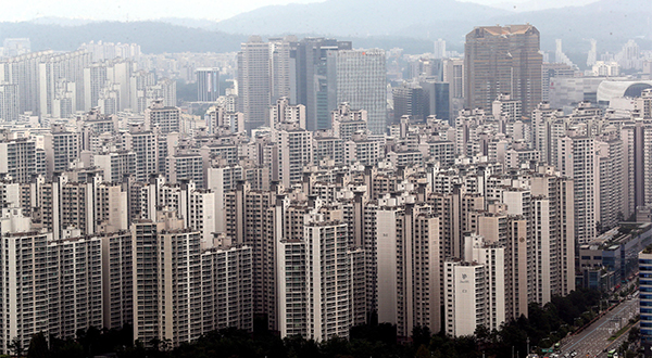 Seoul real estate to remain most attractive investment asset despite regulations: survey